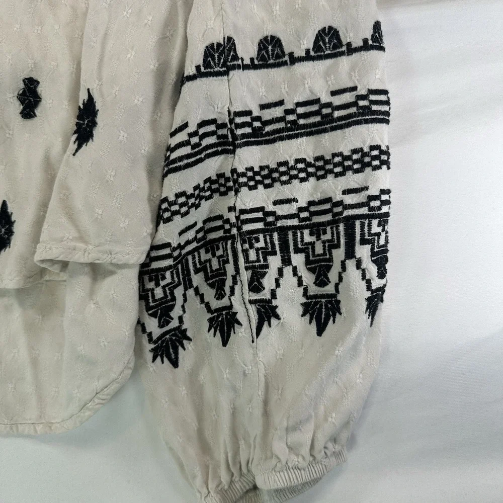 Knox Rose Top Womens L Peasant Embroidered Raglan Sleeve Tie‎ Neck White Boho